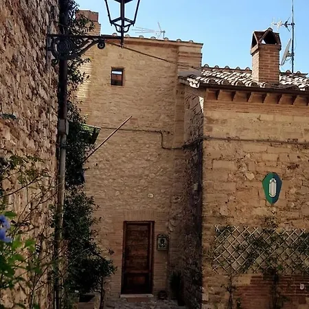 Apartamento *la Torre Di Amelia* Nel Cuore Dell' Umbria Amelia