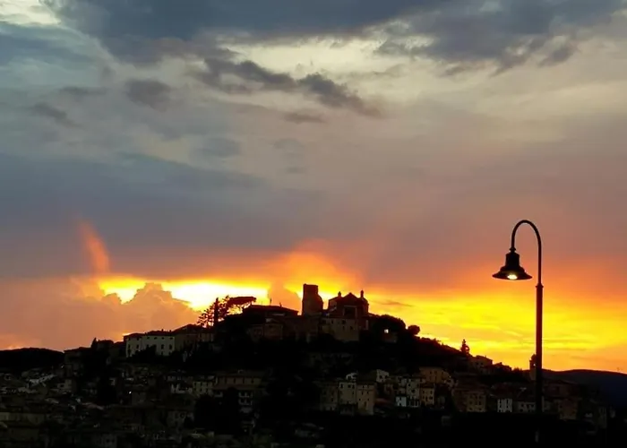 شقة *la Torre Di Amelia* Nel Cuore Dell' Umbria *